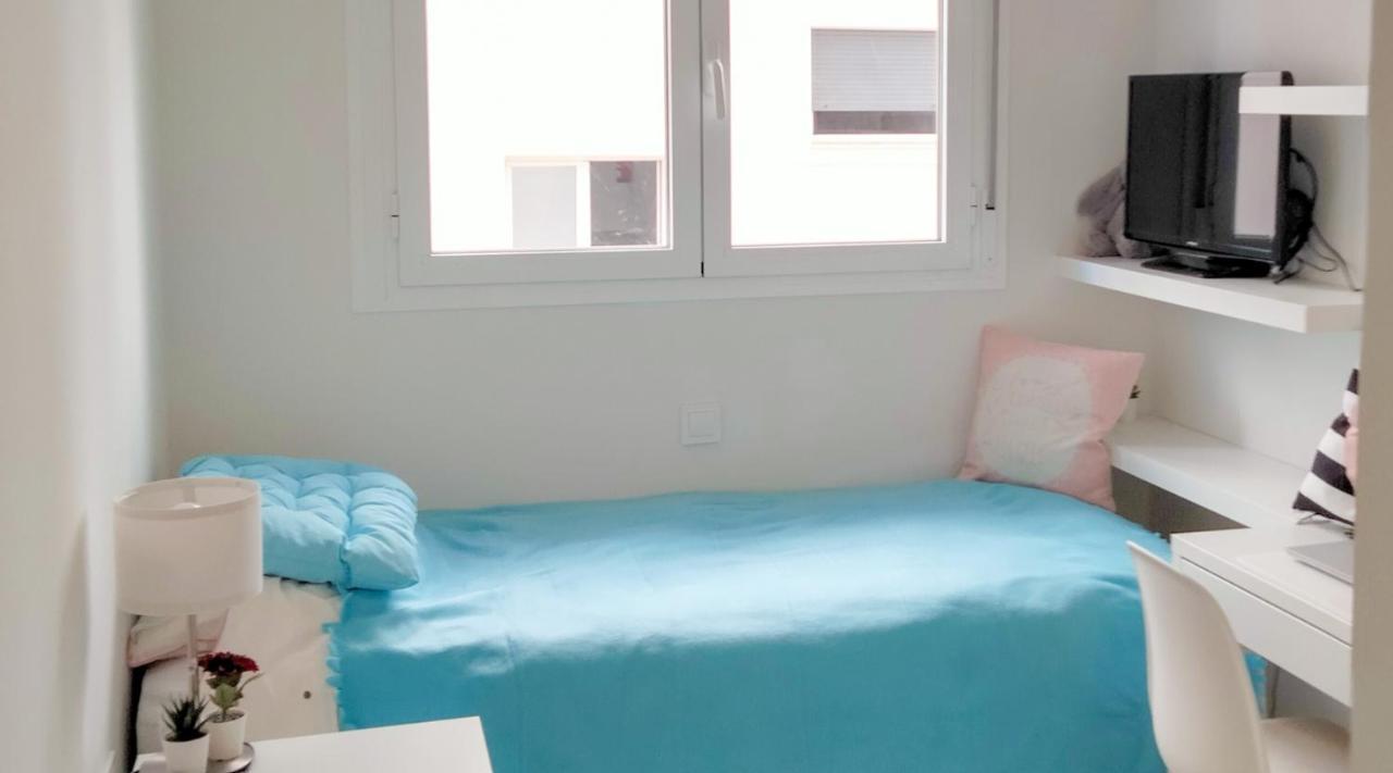 Lovely Apartment Centrally Located In 埃斯特波纳 外观 照片