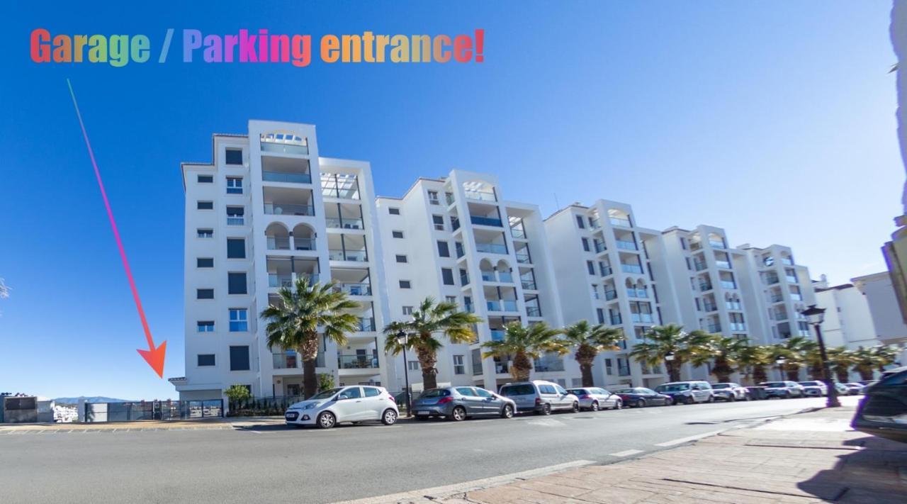 Lovely Apartment Centrally Located In 埃斯特波纳 外观 照片