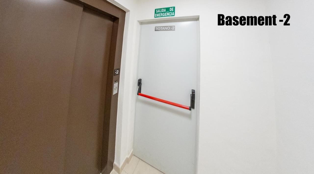 Lovely Apartment Centrally Located In 埃斯特波纳 外观 照片